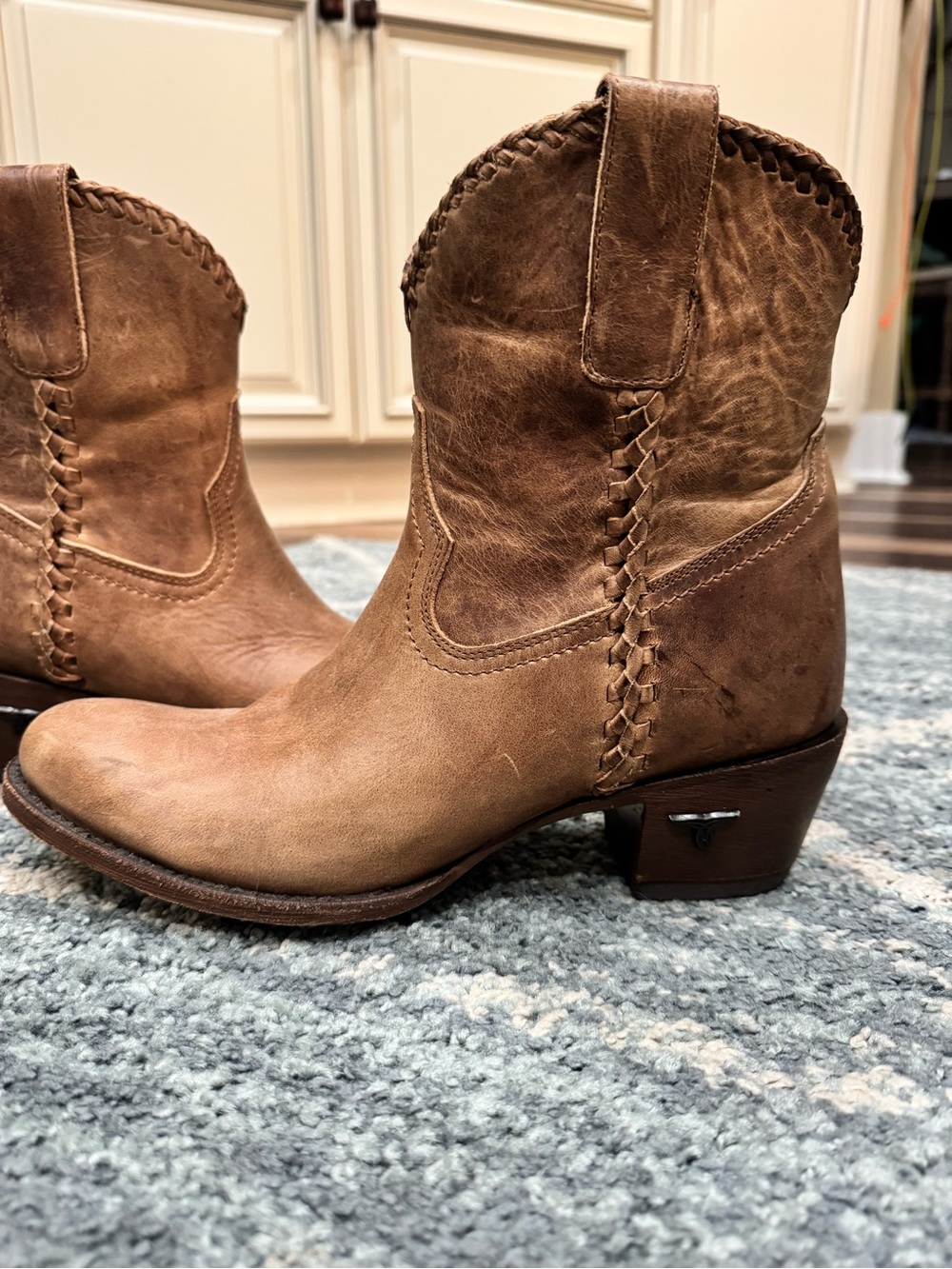 Women's Lane plain Jane Brown Leather Ankle Booties with Braided Detail - Picture 3 of 11